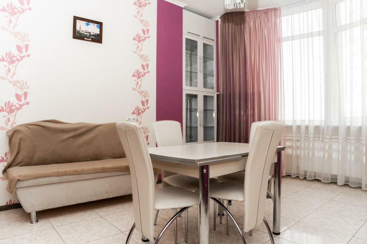Fransuaza Apartments Odesa Exterior foto